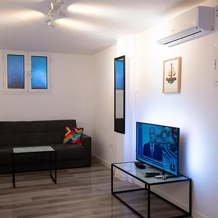 Sea View Split-level Maisonette